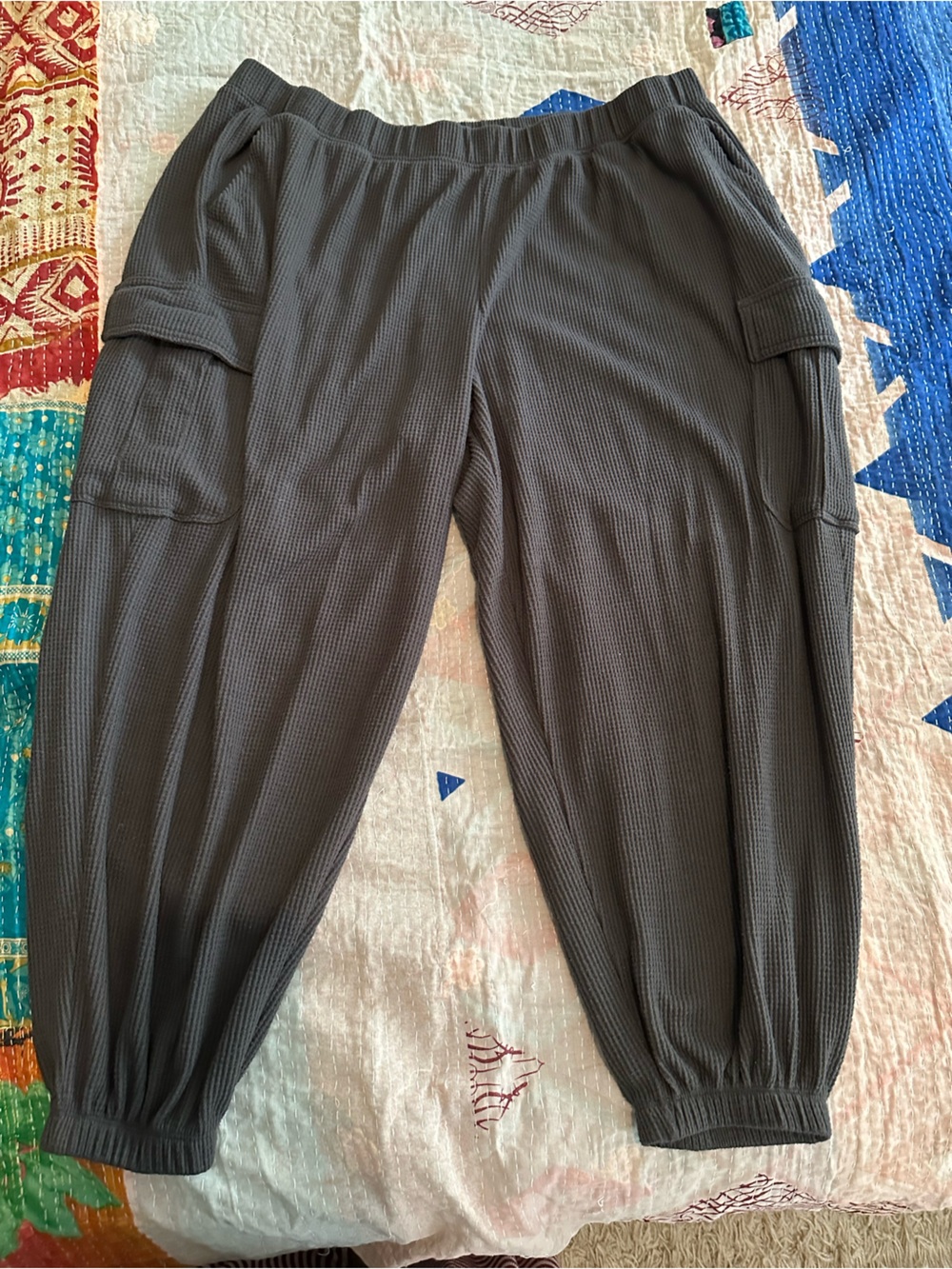 aerie Waffle-Knit Cargo Joggers in Dark Gray - Picture 2 of 3